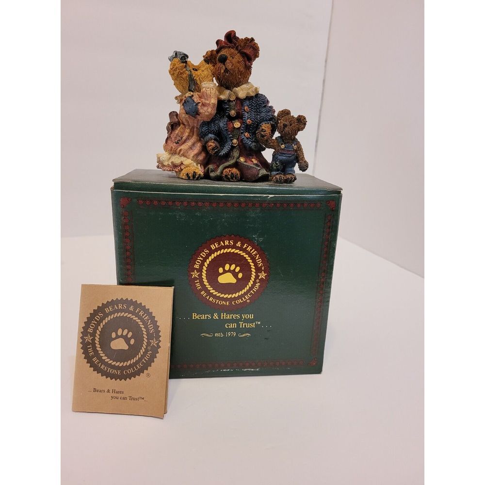 Boyds Bears figurine, Louella & Hedda "the secret" 1E/2681